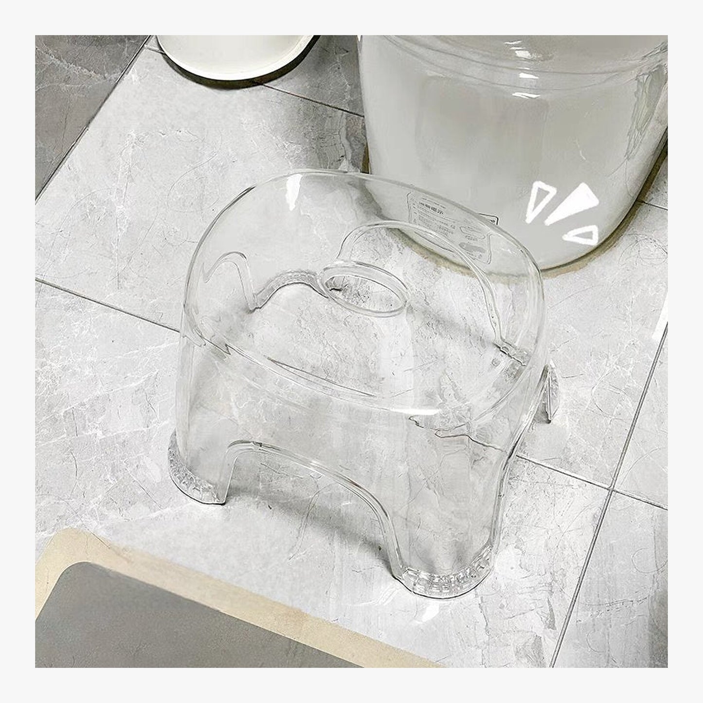 Small Clear Acrylic Stool – product view 3